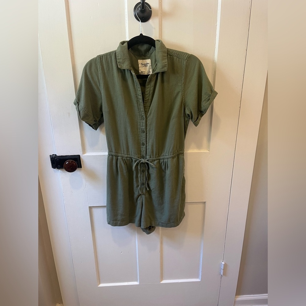 Abercrombie & Fitch Olive Green Short Sleeve Utility Romper